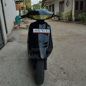 Honda Dio 2000 Motorbike (Used)