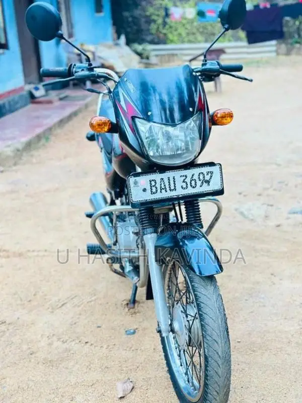 Bajaj CT-100 2013 Motorbike (Used)