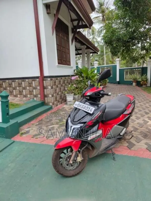 TVS Ntorq 2025 Motorbike (Used)