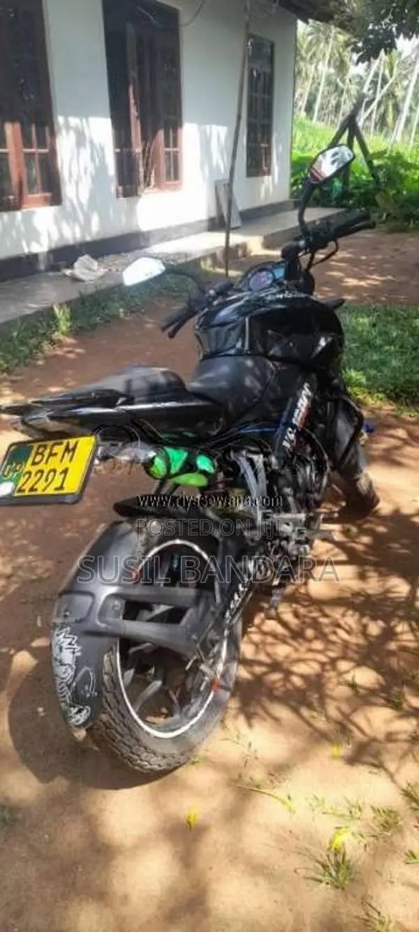 Bajaj Pulsar 2017 Motorbike (Used)