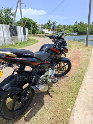 Bajaj Pulsar 135 LS 2012 Black