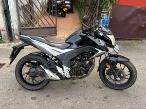 Honda CB Hornet 2016 Motorbike (Used)