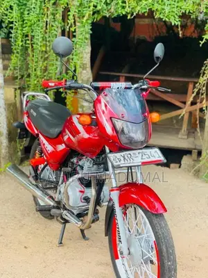 Bajaj CT-100 2012 Motorbike (Used)