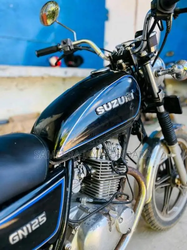 Suzuki GN125 1995 Motorbike (Used)