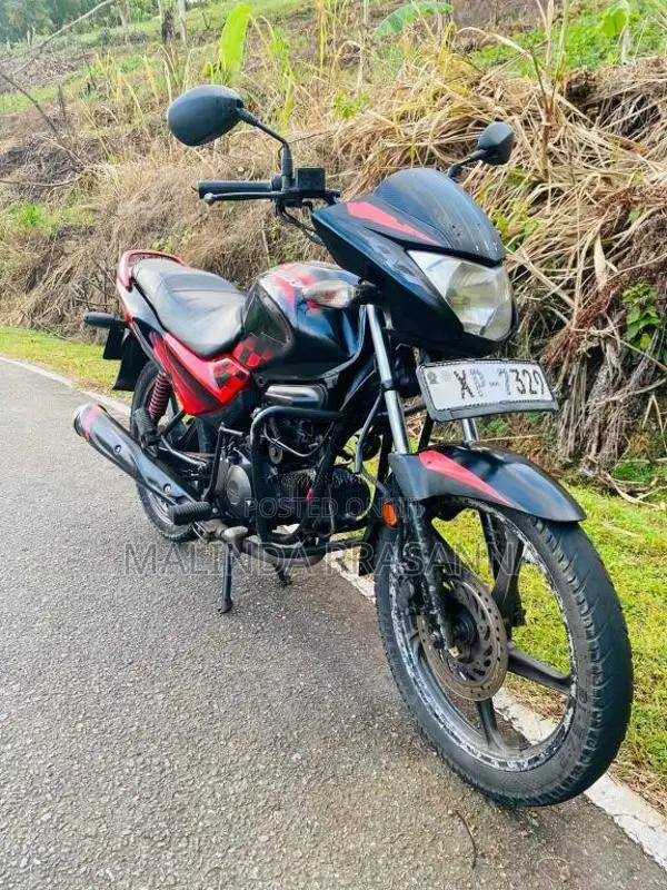 Hero-Honda Glamour 2012 Motorbike (Used)