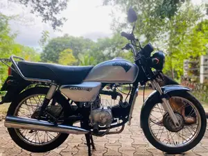 Hero-Honda Cd Dawn 2005 Motorbike (Used)