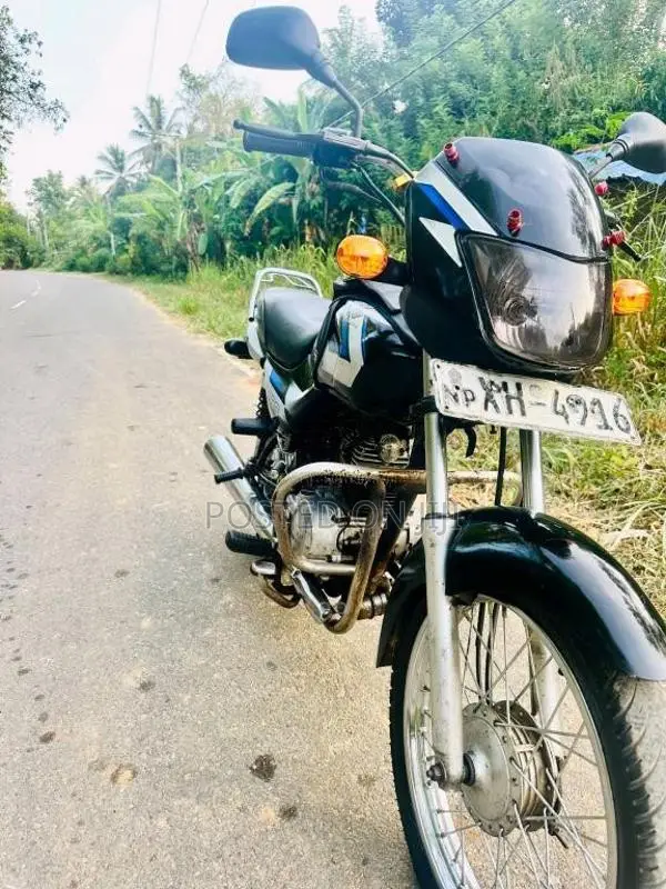 Bajaj CT-100 2012 Motorbike (Used)