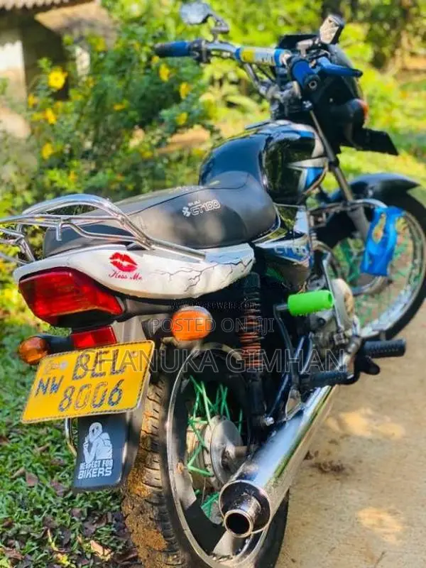 Bajaj CT-100 2016 Motorbike (Used)
