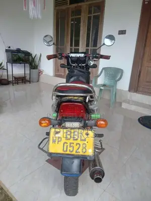 Bajaj CT-100 2014 Motorbike (Used)
