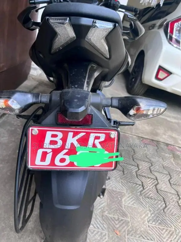 Bajaj Pulsar N160 2025 Motorbike (Used)