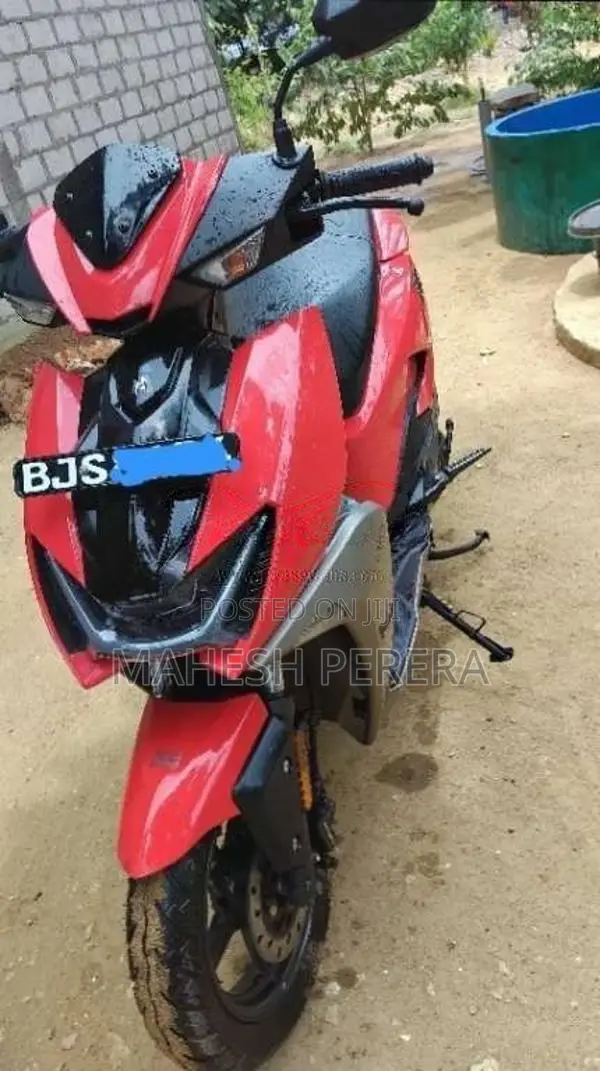 Hero Xoom 2025 Motorbike (Used)