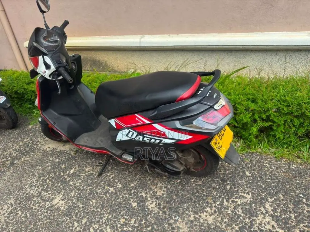 Hero Dash 2016 Motorbike (Used)