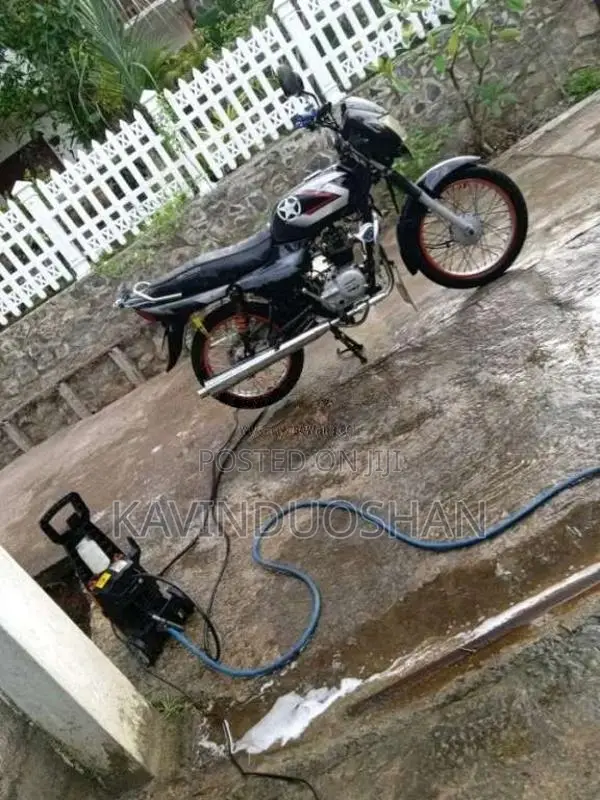 Bajaj CT-100 2014 Motorbike (Used)