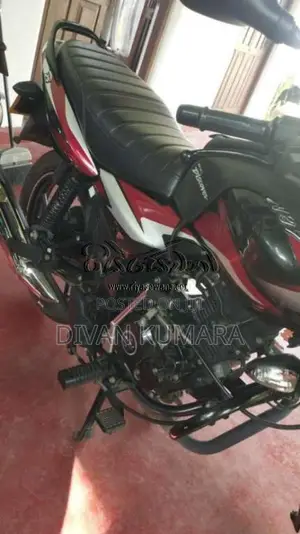 Bajaj Discover 125 2024 Motorbike (Used)