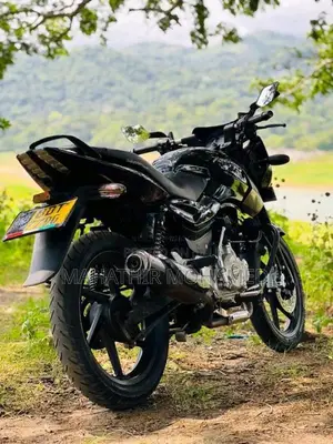Bajaj Pulsar 2016 Motorbike (Used)