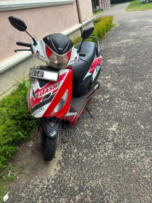 Hero Dash 2016 Motorbike (Used)