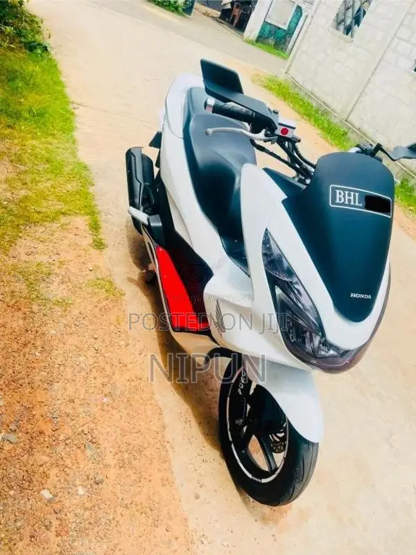 Honda Pcx 2019 Motorbike (Used)