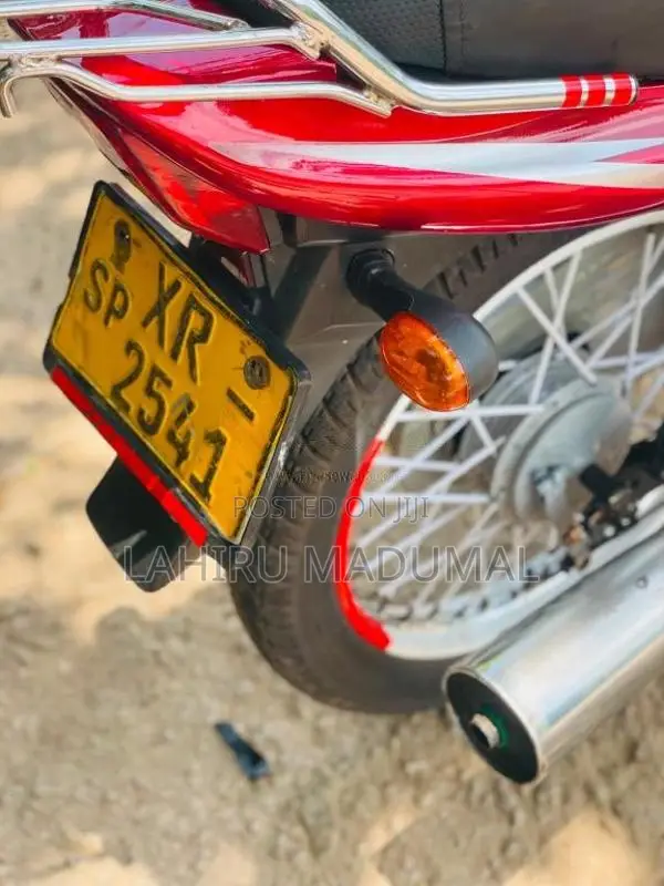 Bajaj CT-100 2012 Motorbike (Used)