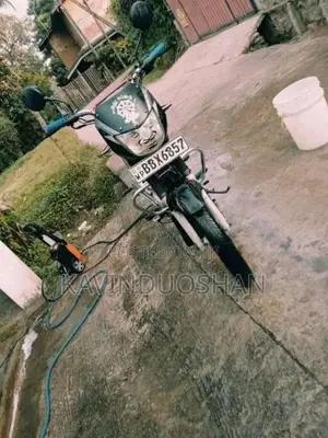 Bajaj CT-100 2014 Motorbike (Used)