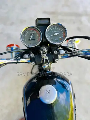 Suzuki GN125 1995 Motorbike (Used)