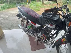 Bajaj CT-100 2014 Motorbike (Used)