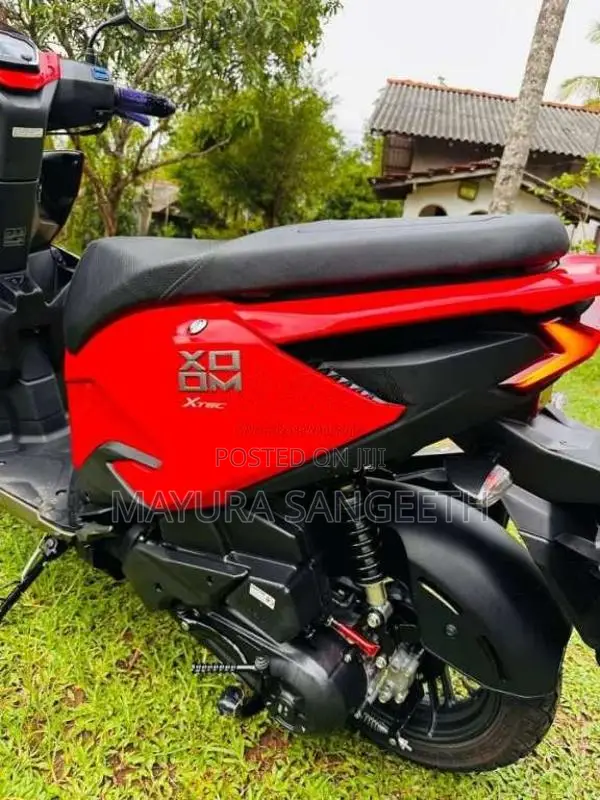 Hero Zoom 2025 Motorbike (Used)