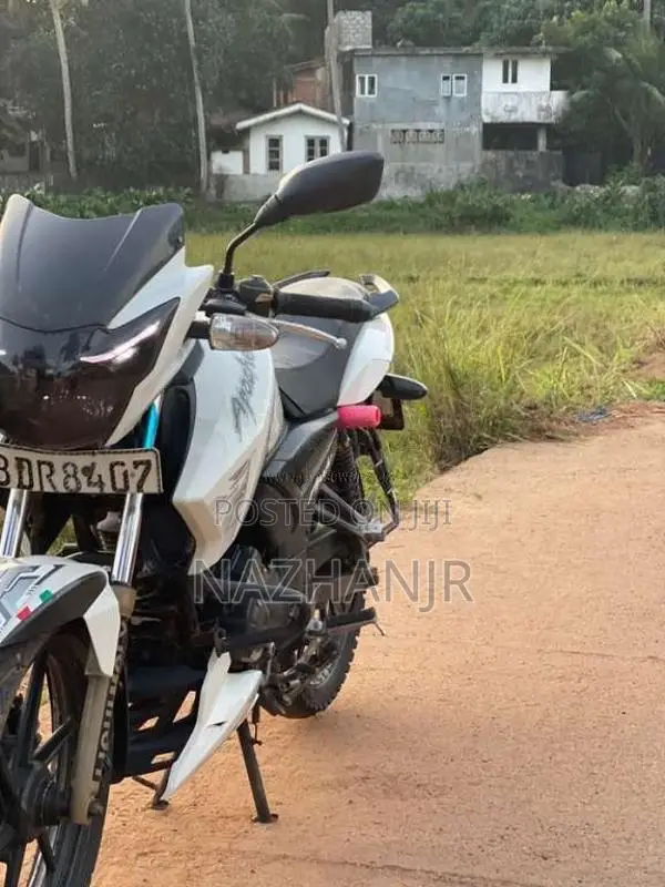 TVS Apache 180 2015 Motorbike (Used)