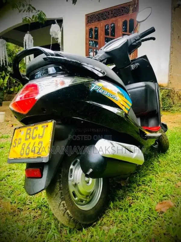 Hero Pleasure 2015 Motorbike (Used)