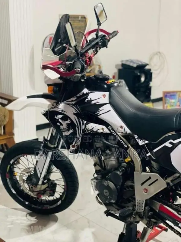 Kawasaki D Tracker 2005 Motorbike (Used)