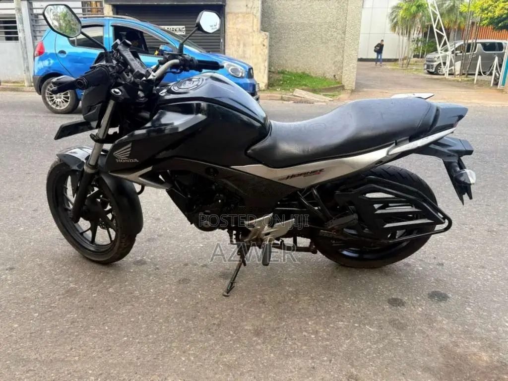 Honda CB Hornet 2016 Motorbike (Used)