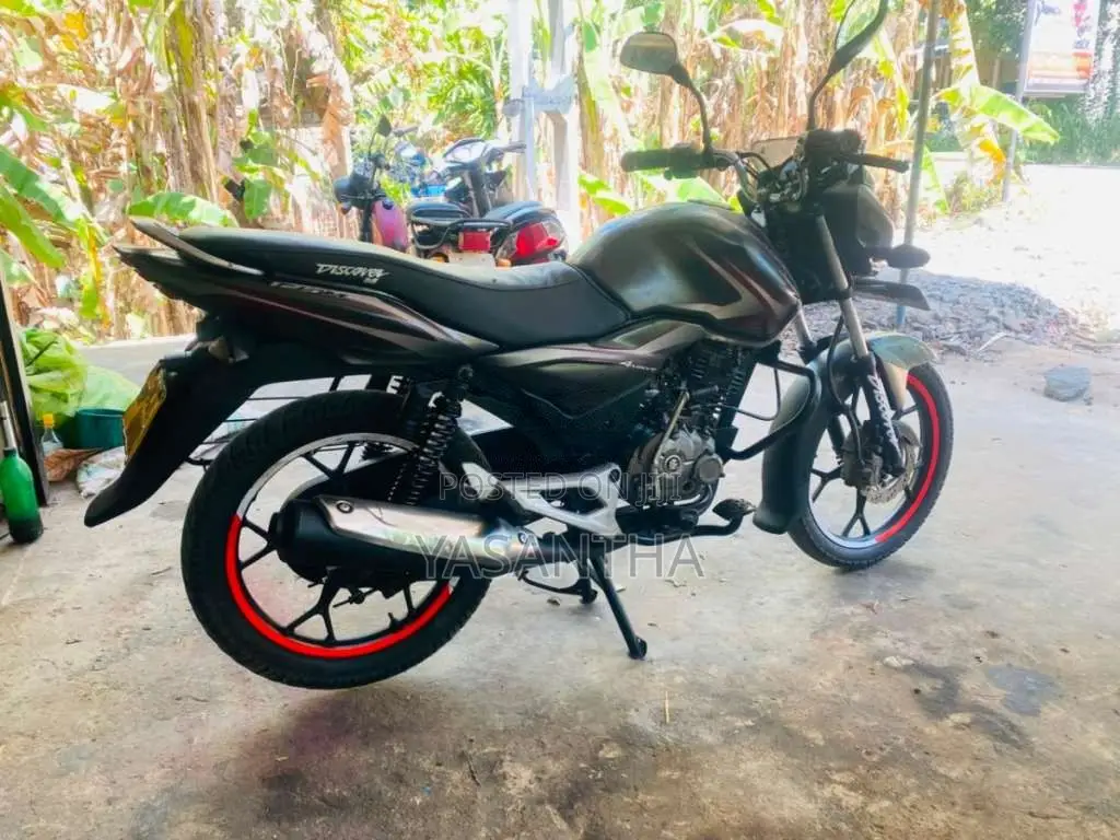 Bajaj Discover 2015 Motorbike (Used)