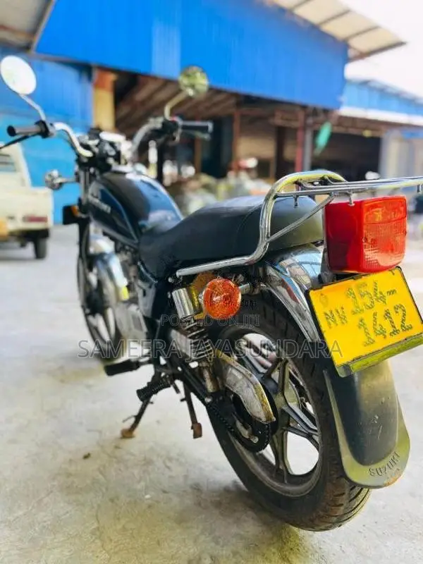 Suzuki GN125 1995 Motorbike (Used)