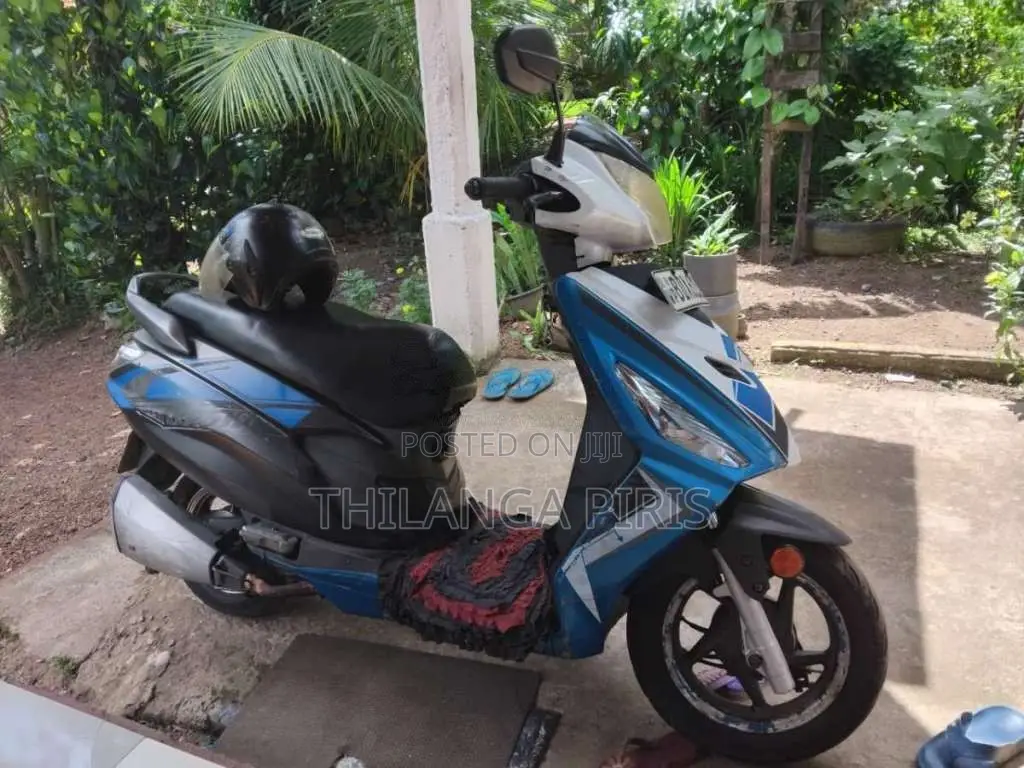 Hero Dash 2017 Motorbike (Used)