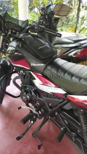 Bajaj Discover 125 2024 Motorbike (Used)