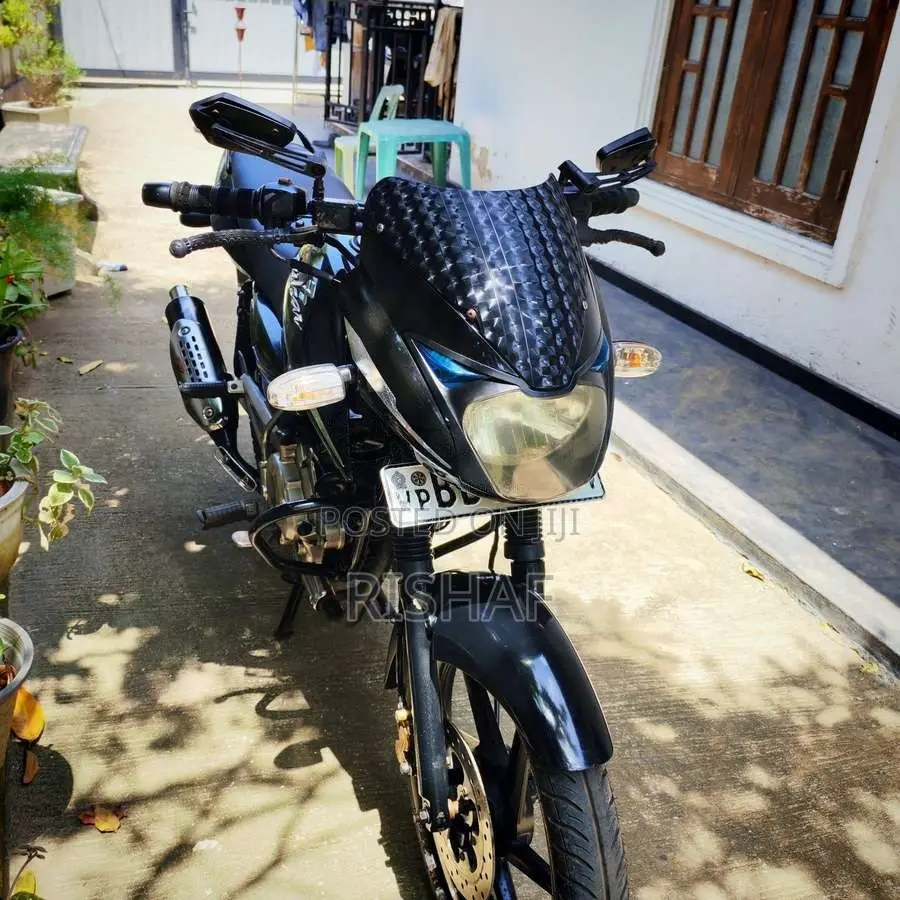 Bajaj Pulsar 2015 Motorbike (Used)