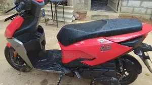 Hero Xoom 2025 Motorbike (Used)