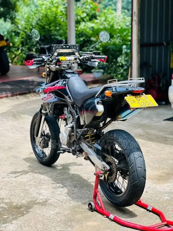 Kawasaki D Tracker 2015 Motorbike (Used)