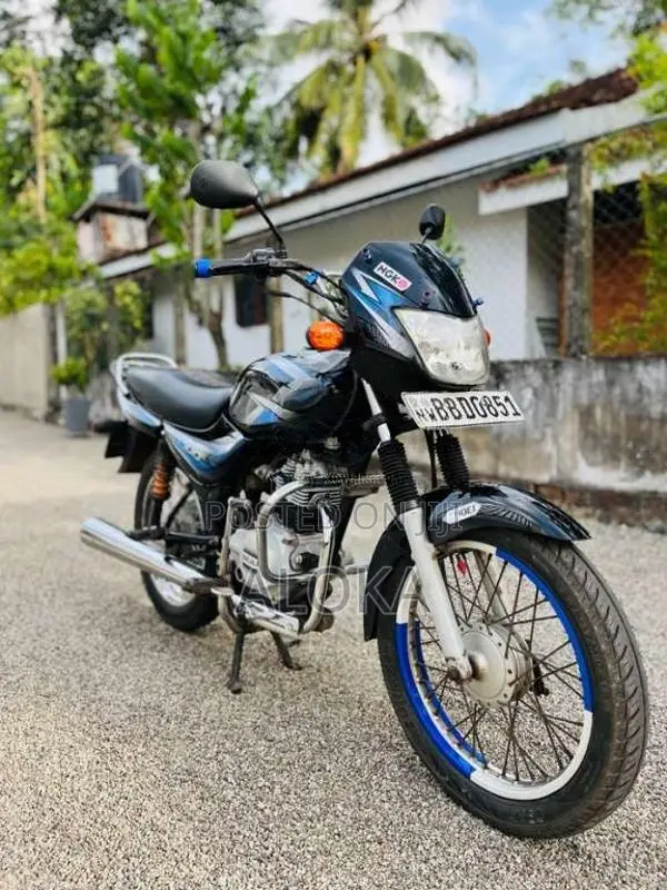 Bajaj CT-100 2014 Motorbike (Used)