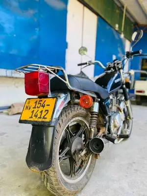 Suzuki GN125 1995 Motorbike (Used)