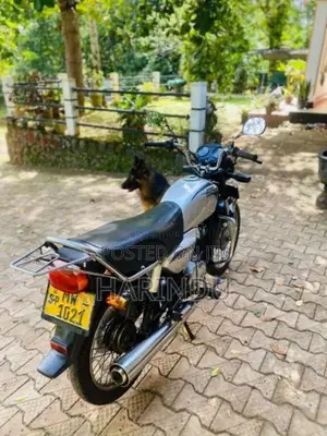 Hero-Honda Cd Dawn 2005 Motorbike (Used)