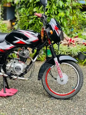 Bajaj CT-100 2010 Motorbike (Used)
