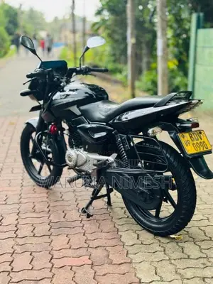 Bajaj Pulsar 2016 Motorbike (Used)