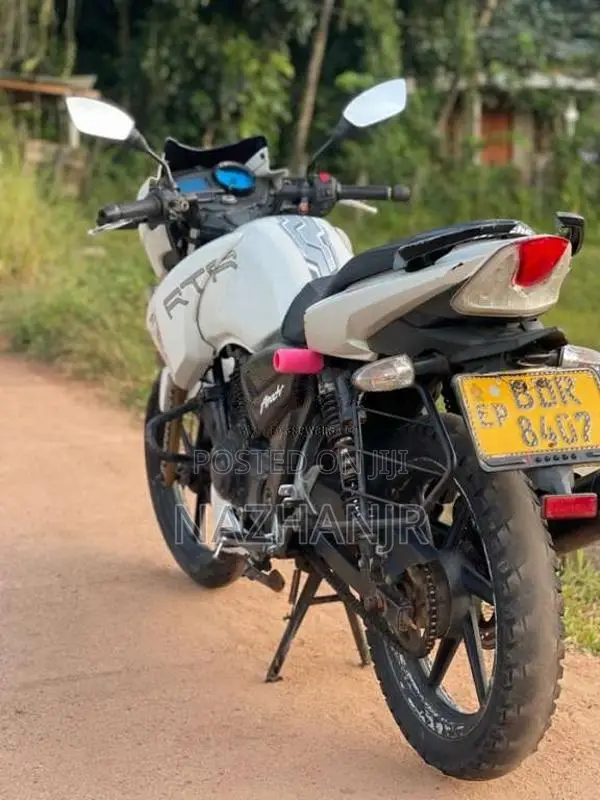 TVS Apache 180 2015 Motorbike (Used)