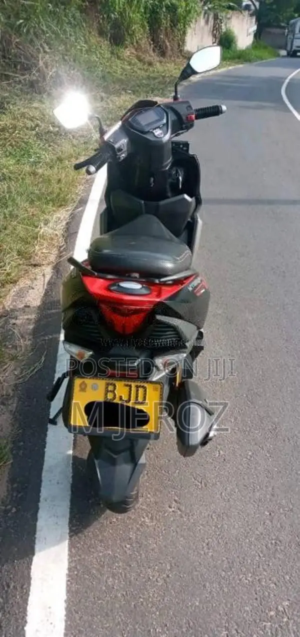 TVS Ntorq 2023 Motorbike (Used)