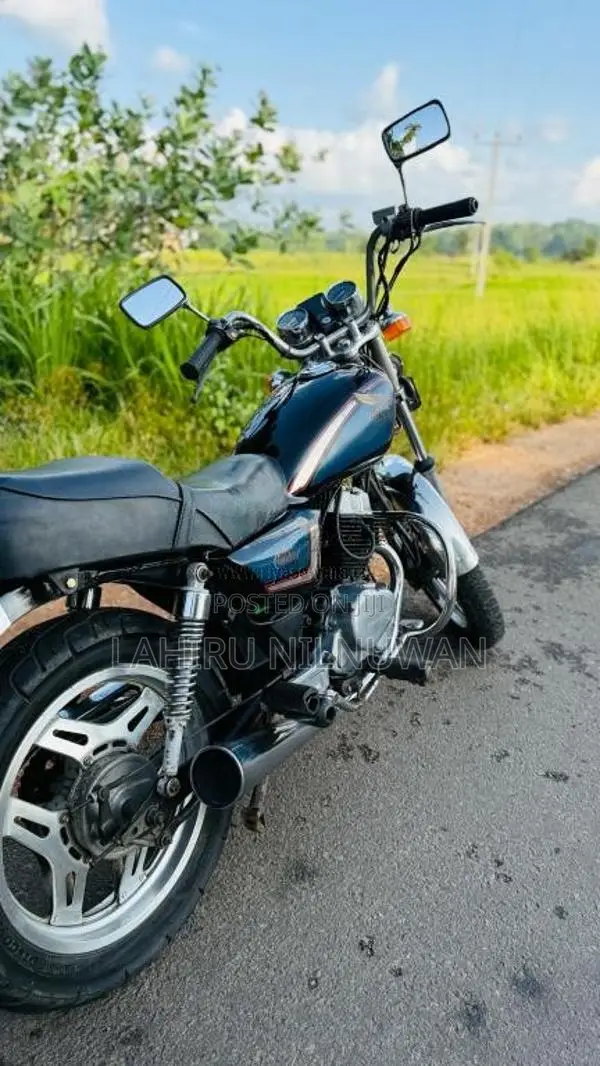 Honda LA Custom 2007 Motorbike (Used)