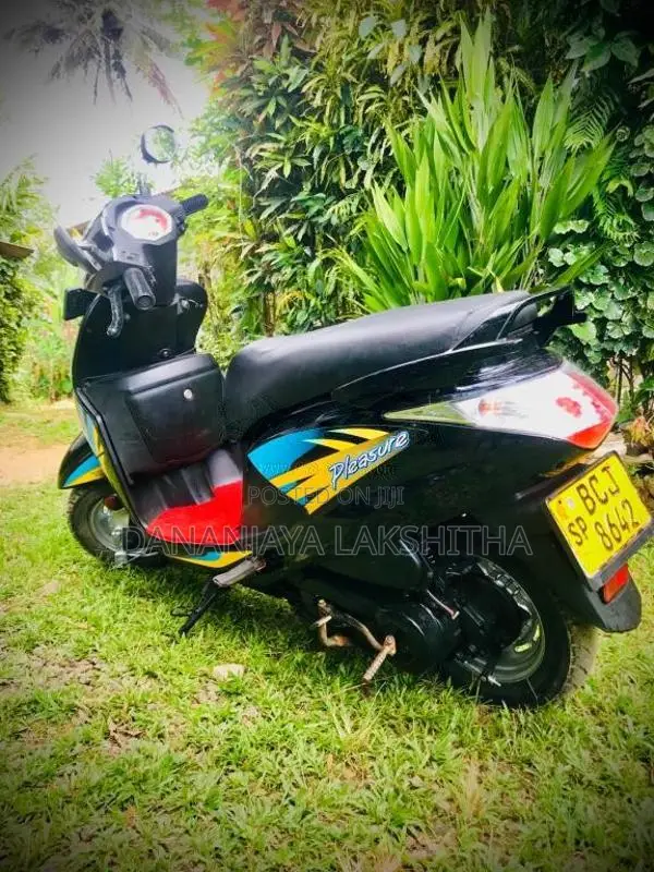 Hero Pleasure 2015 Motorbike (Used)