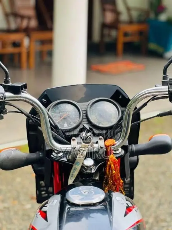 Bajaj CT-100 2010 Motorbike (Used)