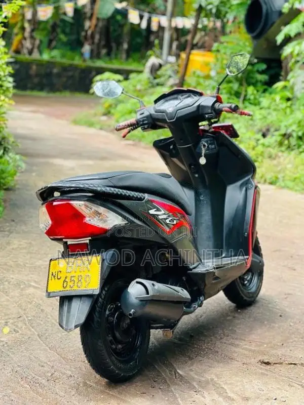 Honda Dio 2019 Motorbike (Used)