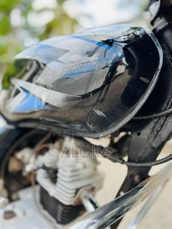 Bajaj CT-100 2014 Motorbike (Used)