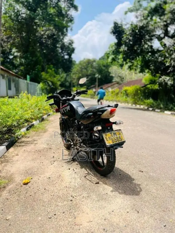 TVS Apache 2006 Motorbike (Used)